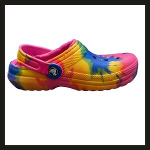 Kids Crocs Classic Lined Tie Dye Clogs J1 w/ Christmas Tree Charm EUC